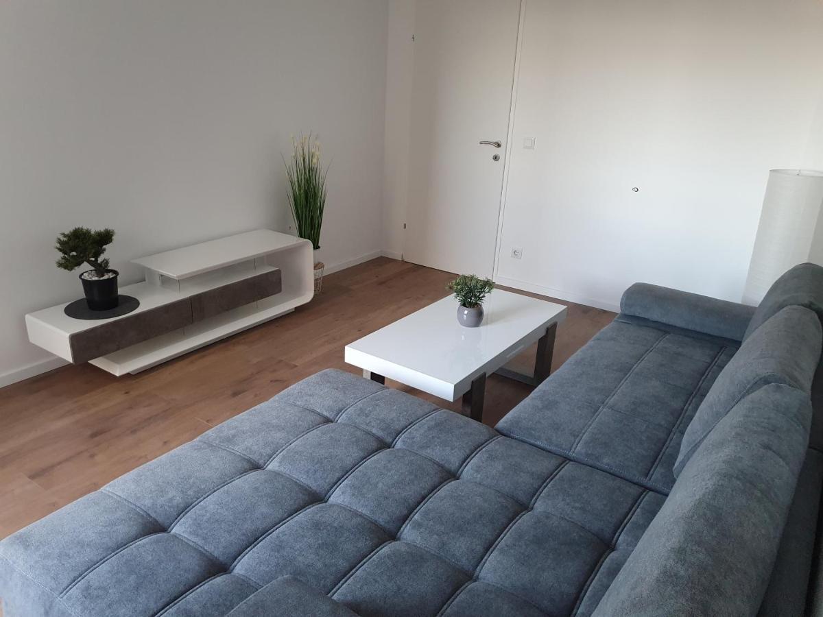 Smarte Dachgeschosswohnung Mit 2 Terrassen Direkt Am Hauptbahnhof Wina Bagian luar foto